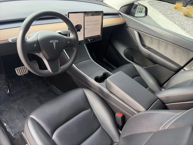 2020 Tesla Model Y Performance - Image 12 of 21