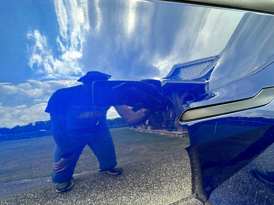 2020 Tesla Model Y Performance - Image 27 of 31