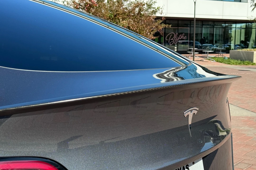 2020 Tesla Model Y Performance - Image 31 of 31