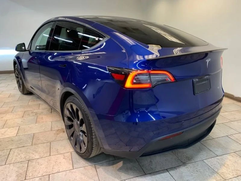 2020 Tesla Model Y Performance - Image 5 of 12