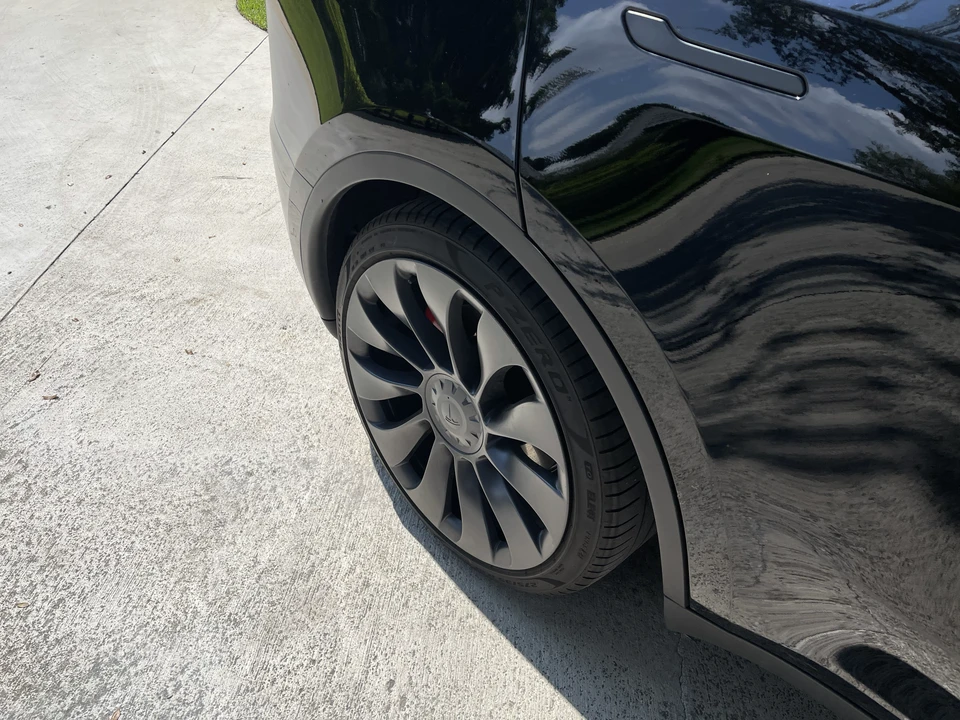 2020 Tesla Model Y Performance - Image 30 of 31