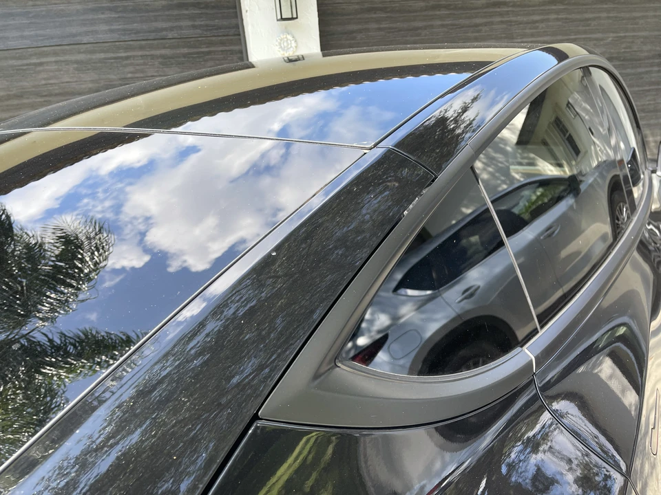 2020 Tesla Model Y Performance - Image 26 of 31