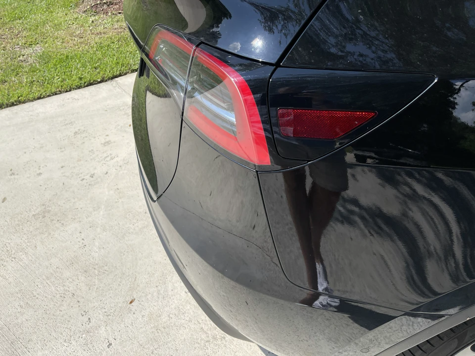 2020 Tesla Model Y Performance - Image 24 of 31