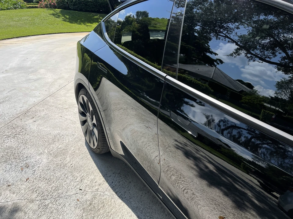 2020 Tesla Model Y Performance - Image 16 of 31