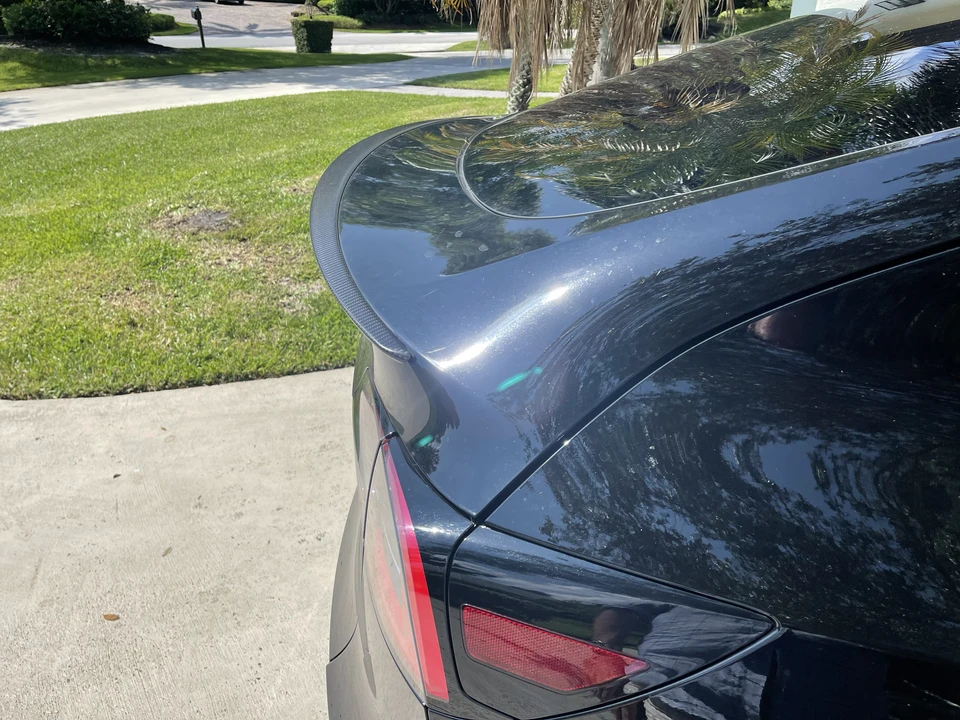 2020 Tesla Model Y Performance - Image 25 of 31