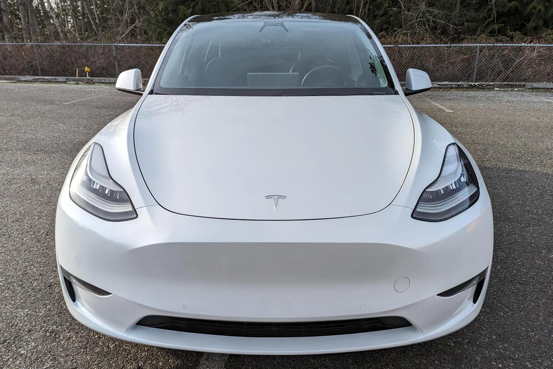 2020 Tesla Model Y Performance - Image 2 of 31