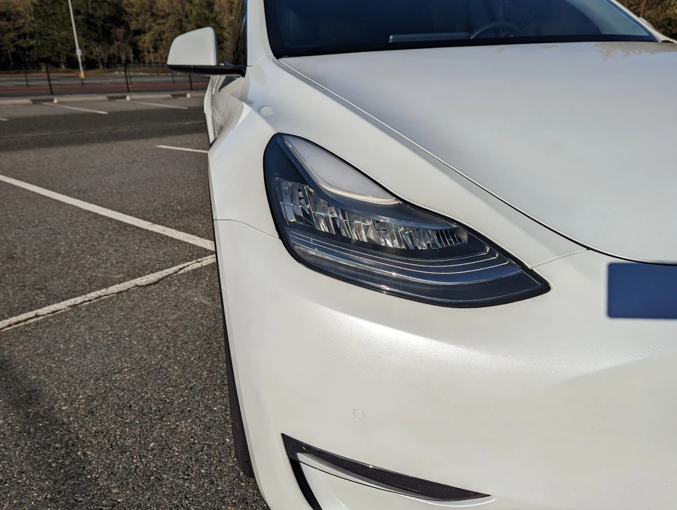 2020 Tesla Model Y Performance - Image 20 of 31