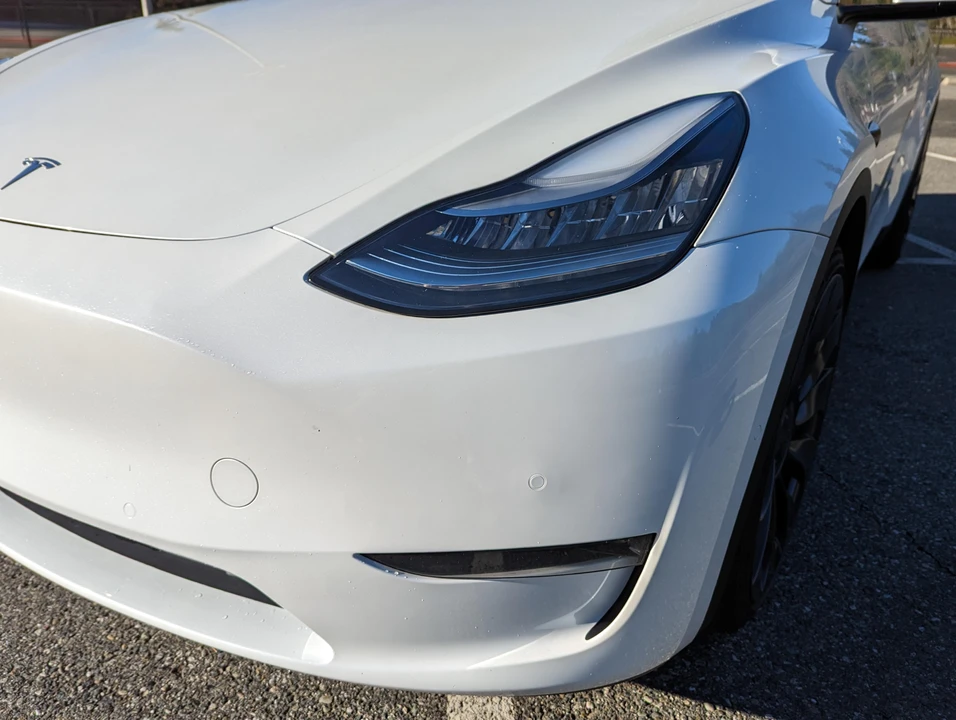 2020 Tesla Model Y Performance - Image 22 of 31