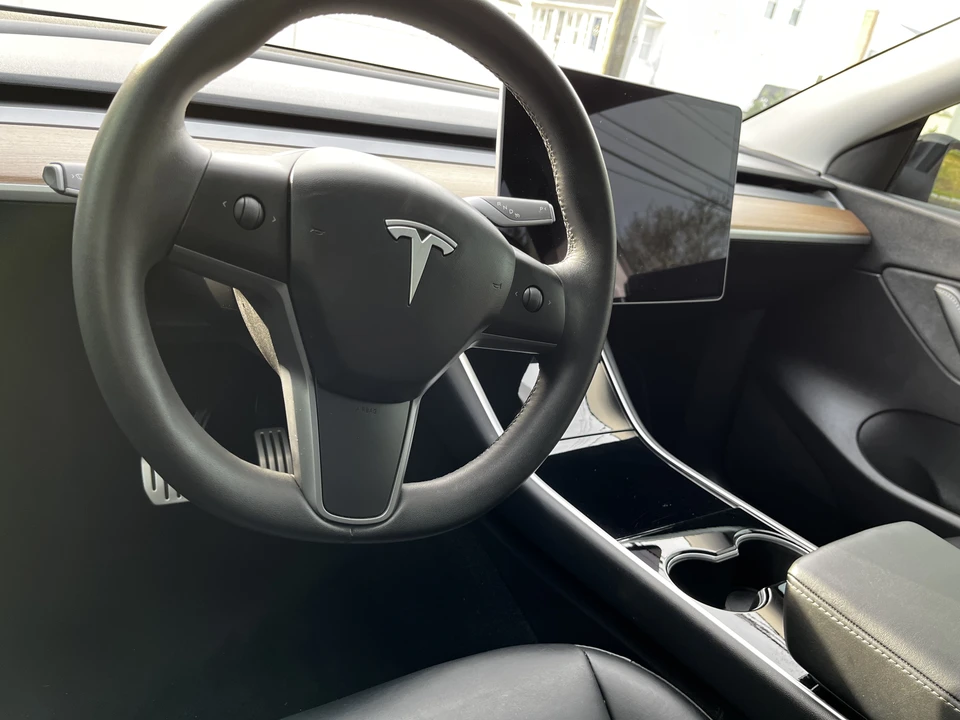 2020 Tesla Model Y Performance - Image 30 of 31