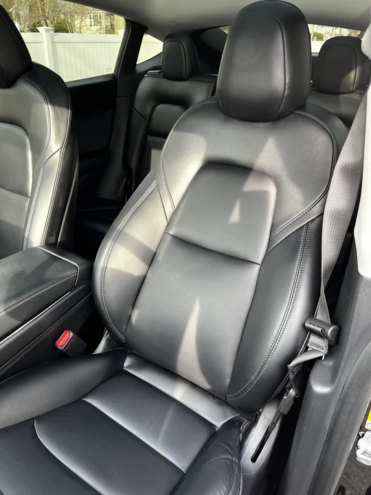 2020 Tesla Model Y Performance - Image 23 of 31