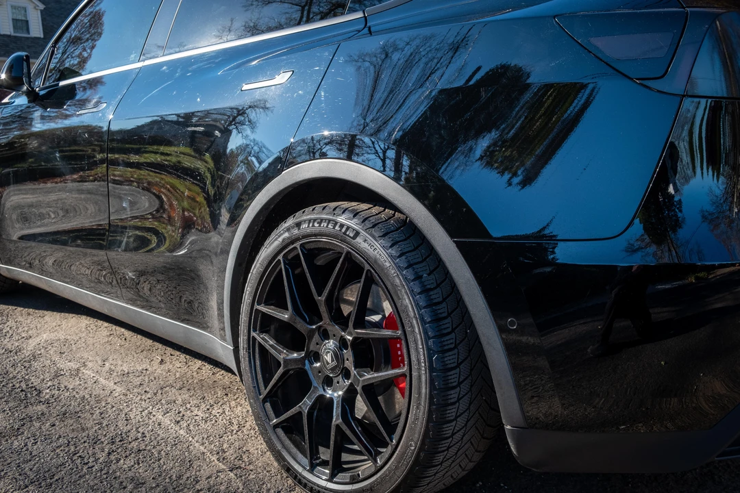 2020 Tesla Model Y Performance - Image 11 of 31