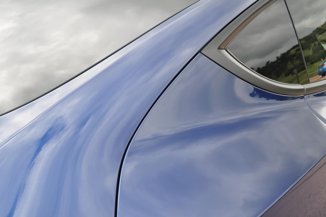 2020 Tesla Model Y Performance - Image 27 of 31