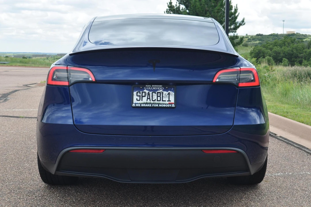 2020 Tesla Model Y Performance - Image 5 of 31