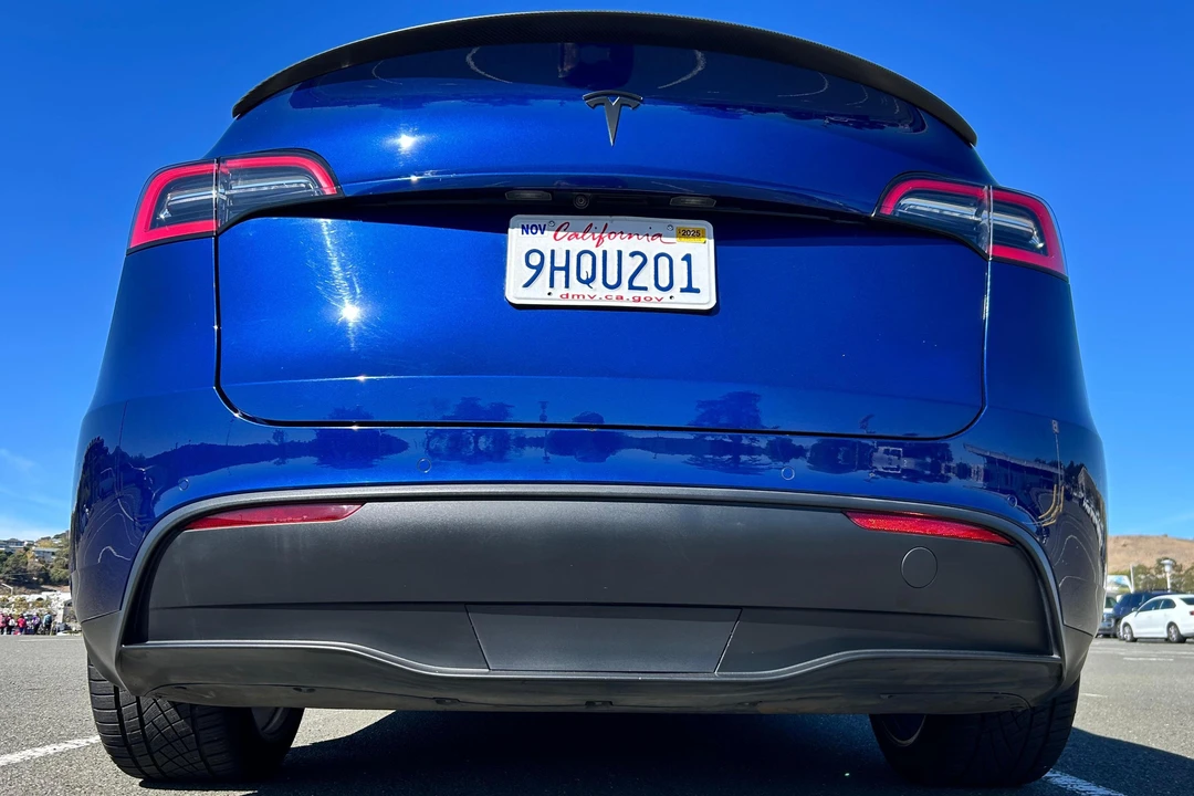 2020 Tesla Model Y Performance - Image 5 of 31