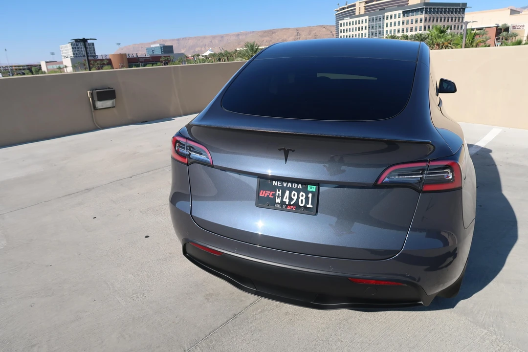 2020 Tesla Model Y Performance - Image 19 of 31