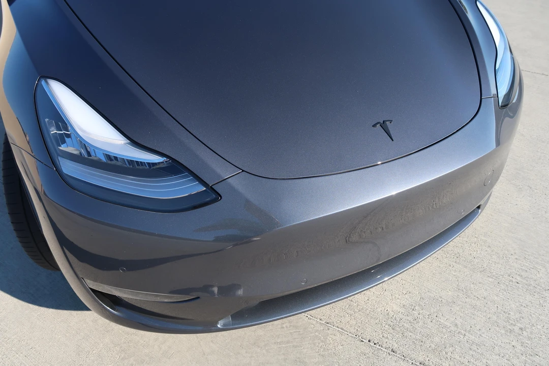 2020 Tesla Model Y Performance - Image 28 of 31