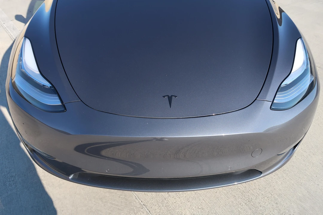 2020 Tesla Model Y Performance - Image 29 of 31