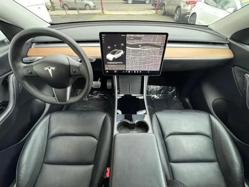 2020 Tesla Model Y Performance - Image 12 of 12