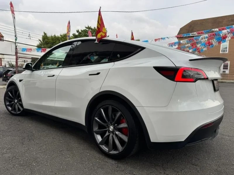 2020 Tesla Model Y Performance - Image 3 of 12