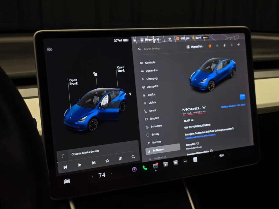 2020 Tesla Model Y Performance - Image 3 of 31