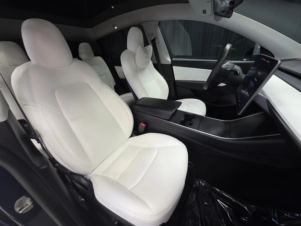 2020 Tesla Model Y Performance - Image 30 of 31