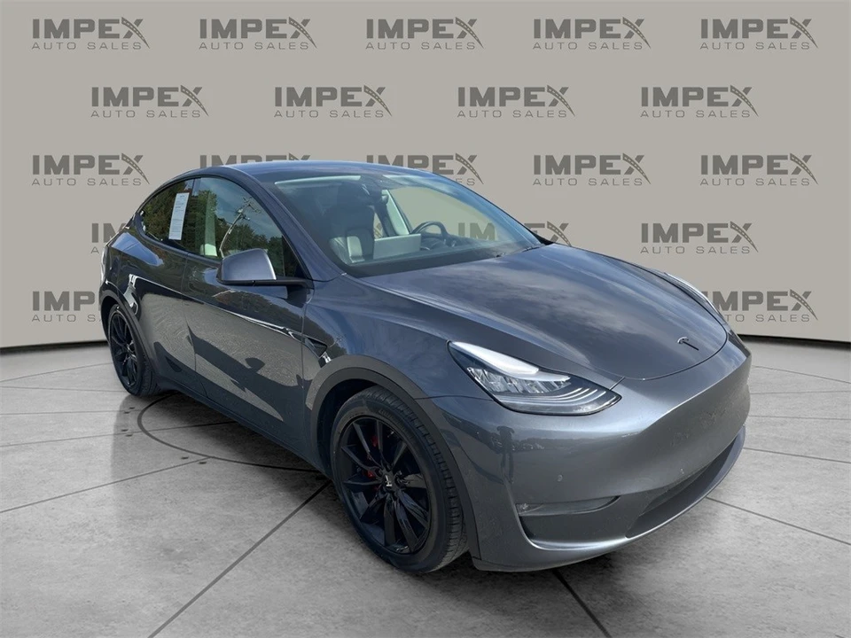 2020 Tesla Model Y Performance - Image 7 of 12