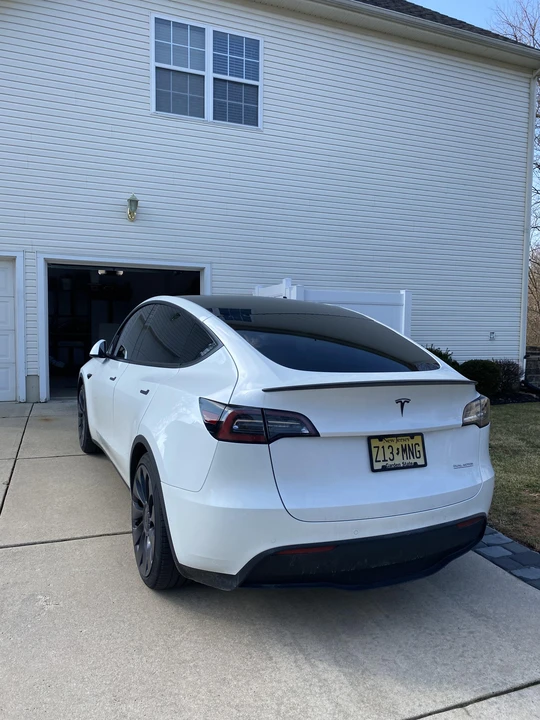 2020 Tesla Model Y Performance - Image 11 of 31