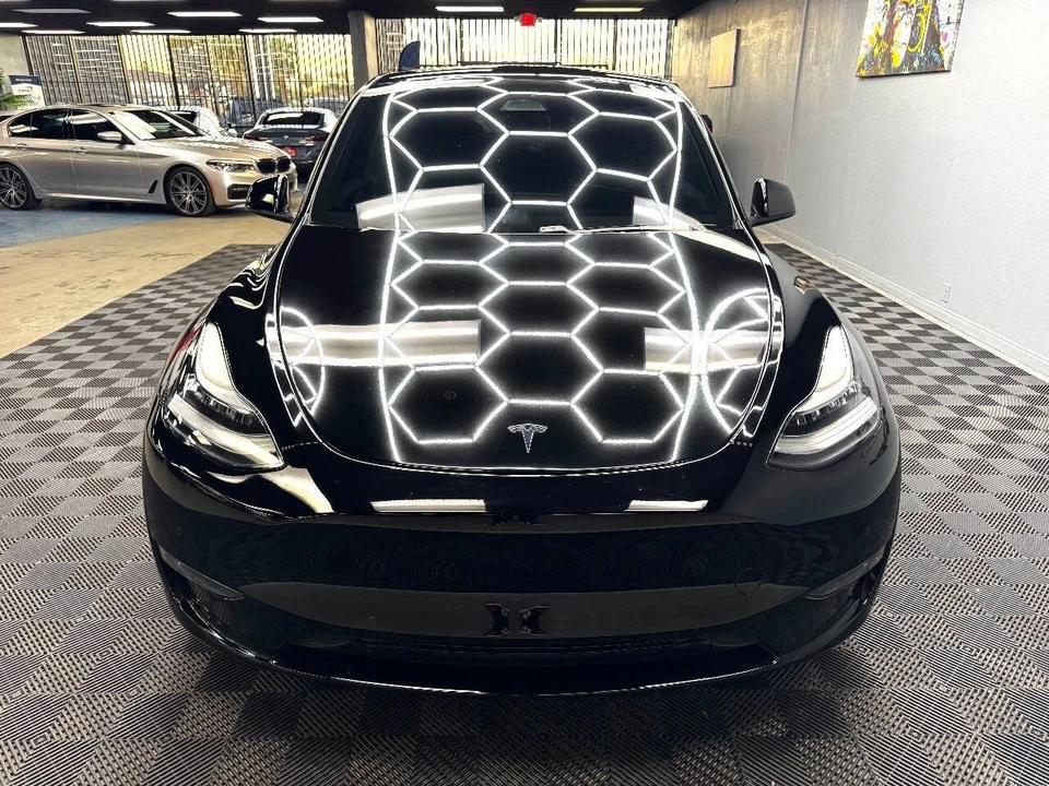 2020 Tesla Model Y Performance - Image 5 of 12