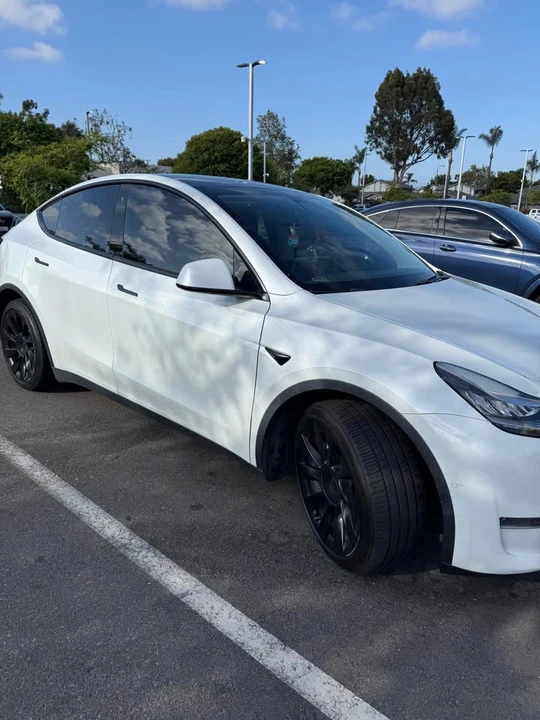 2020 Tesla Model Y Performance - Image 3 of 6