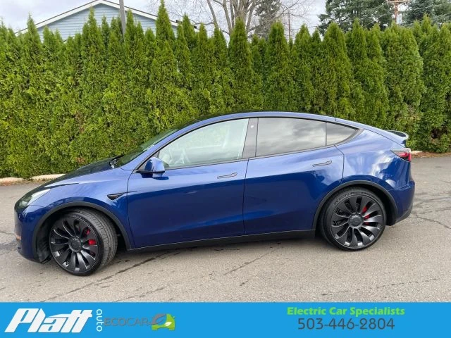 2020 Tesla Model Y Performance - Image 5 of 12