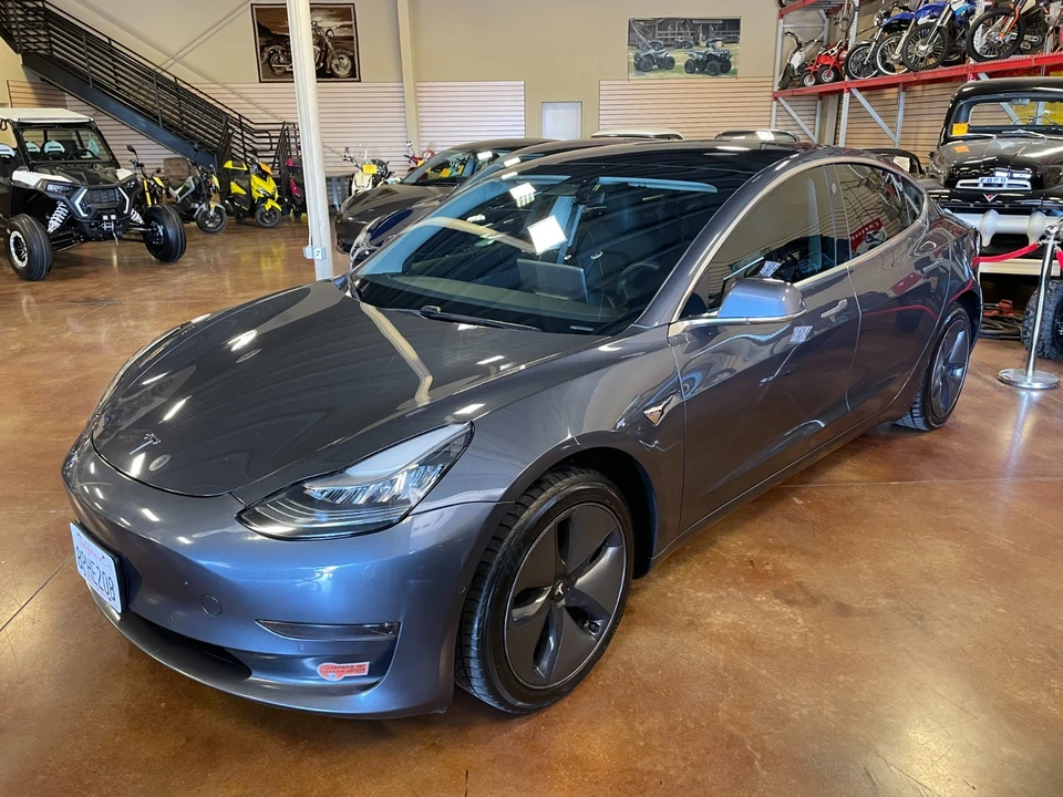 2020 Tesla - Image 3 of 21