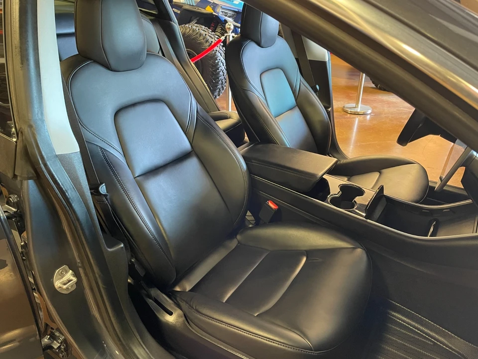 2020 Tesla - Image 21 of 21