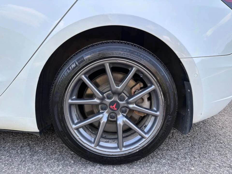2020 Tesla Model 3 - Image 15 of 19