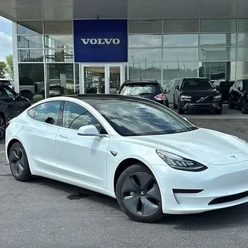 2020 Tesla Model 3 Standard Range Plus Sedan