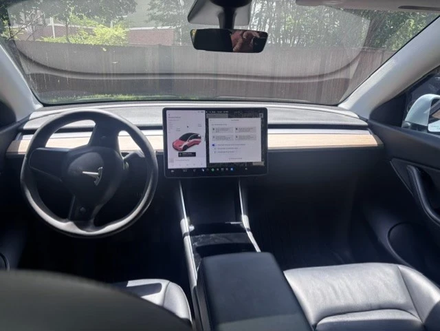 2020 Tesla Model Y Performance - Image 5 of 6
