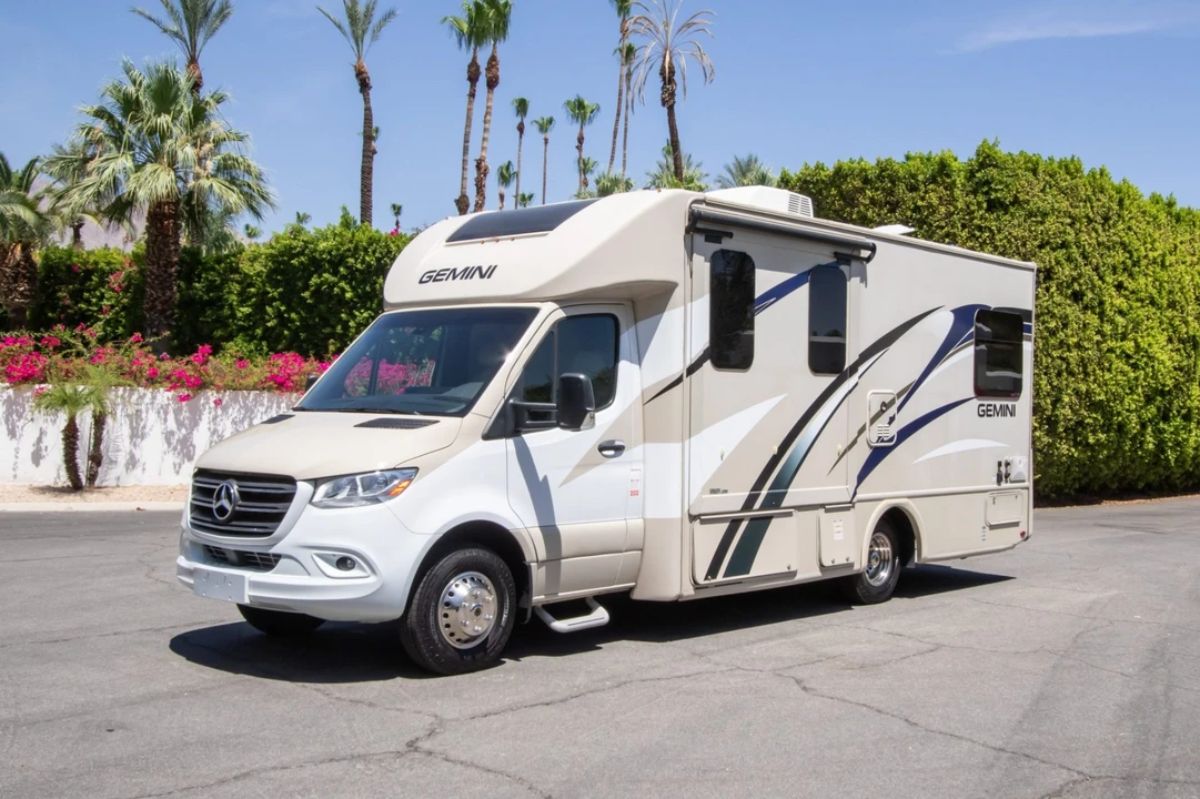 2020 Mercedes-Benz VS30 Sprinter - Image 1 of 31