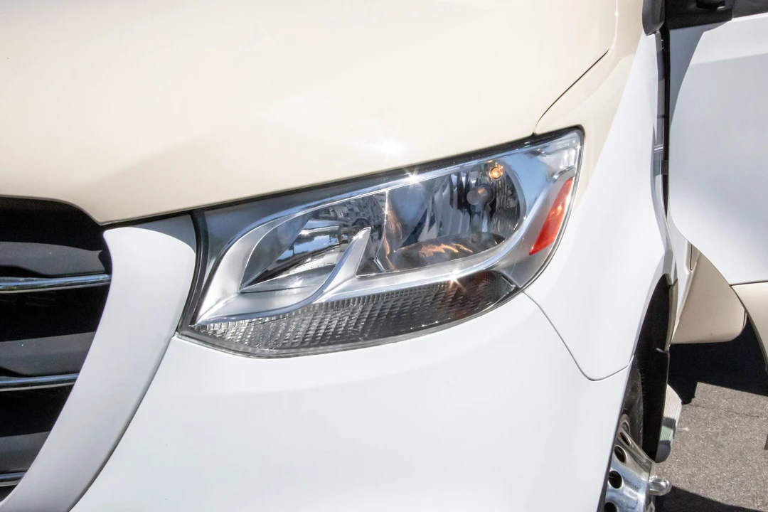 2020 Mercedes-Benz VS30 Sprinter - Image 19 of 31