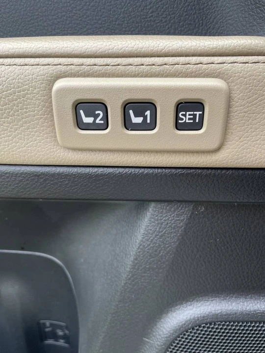 2020 Toyota 4Runner 5th Gen - Image 10 of 12