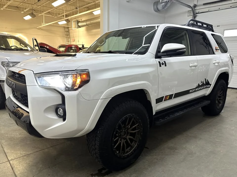 2020 Toyota 4Runner 5th Gen - Image 2 of 20