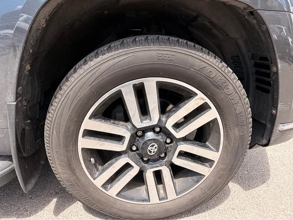 2020 Toyota 4Runner 5th Gen - Image 7 of 18
