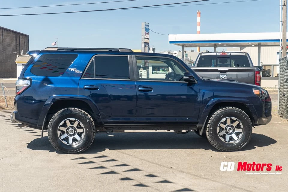 2020 Toyota 4Runner 5th Gen - Image 11 of 20