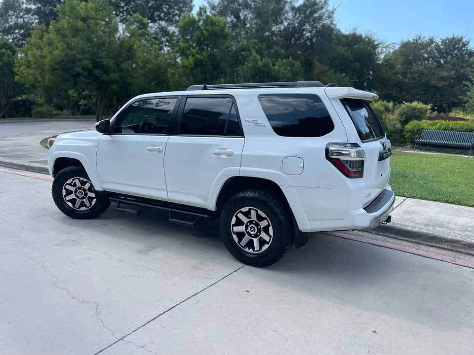 2020 Toyota 4Runner 5th Gen - Image 4 of 20