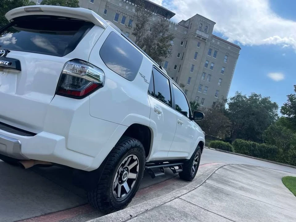 2020 Toyota 4Runner 5th Gen - Image 10 of 20