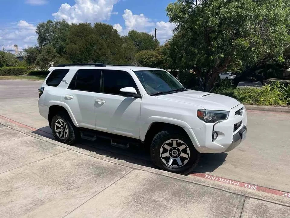 2020 Toyota 4Runner 5th Gen - Image 3 of 20