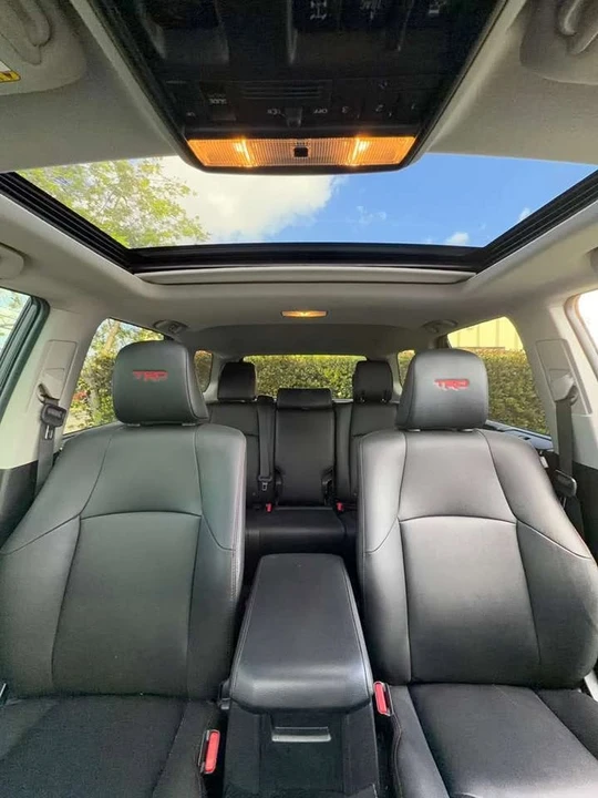 2020 Toyota 4Runner 5th Gen - Image 9 of 13