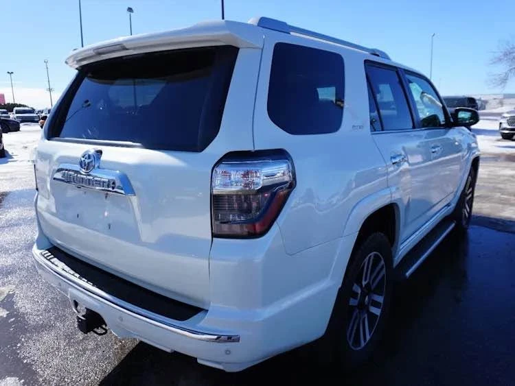 2020 Toyota 4Runner 5th Gen - Image 7 of 14