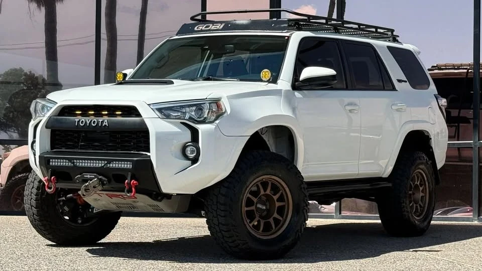 2020 Toyota 4Runner 5th Gen - Image 2 of 20