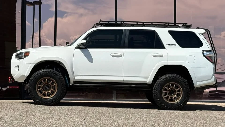 2020 Toyota 4Runner 5th Gen - Image 5 of 20