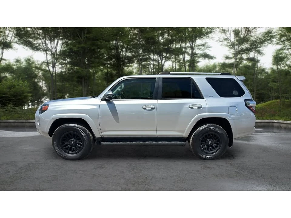 2020 Toyota 4Runner 5th Gen - Image 16 of 19