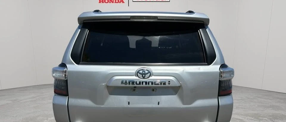 2020 Toyota 4Runner 5th Gen - Image 17 of 20